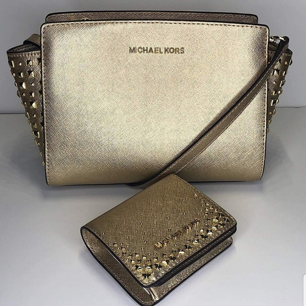 GIFTED💞🎄💞Mk Studed selma BAG ONLY - Picture 2 of 3